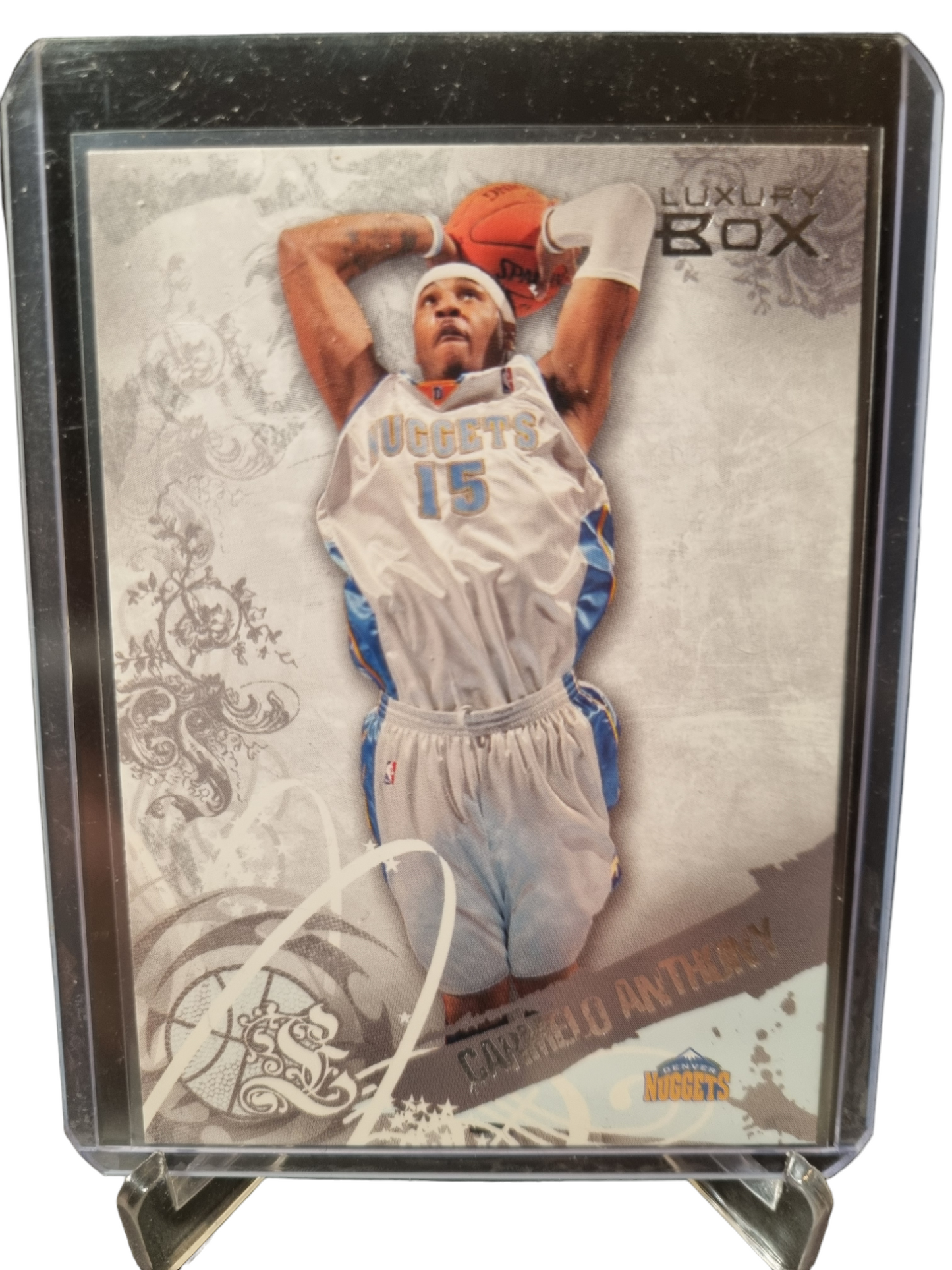 2007 Topps #15 Carmelo Anthony Luxury Box