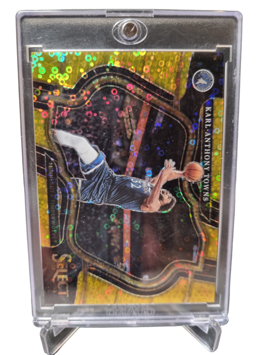 2022-23 Panini Select #212 Karl-Anthony Towns Courtside Disco Prizm Gold 04/10