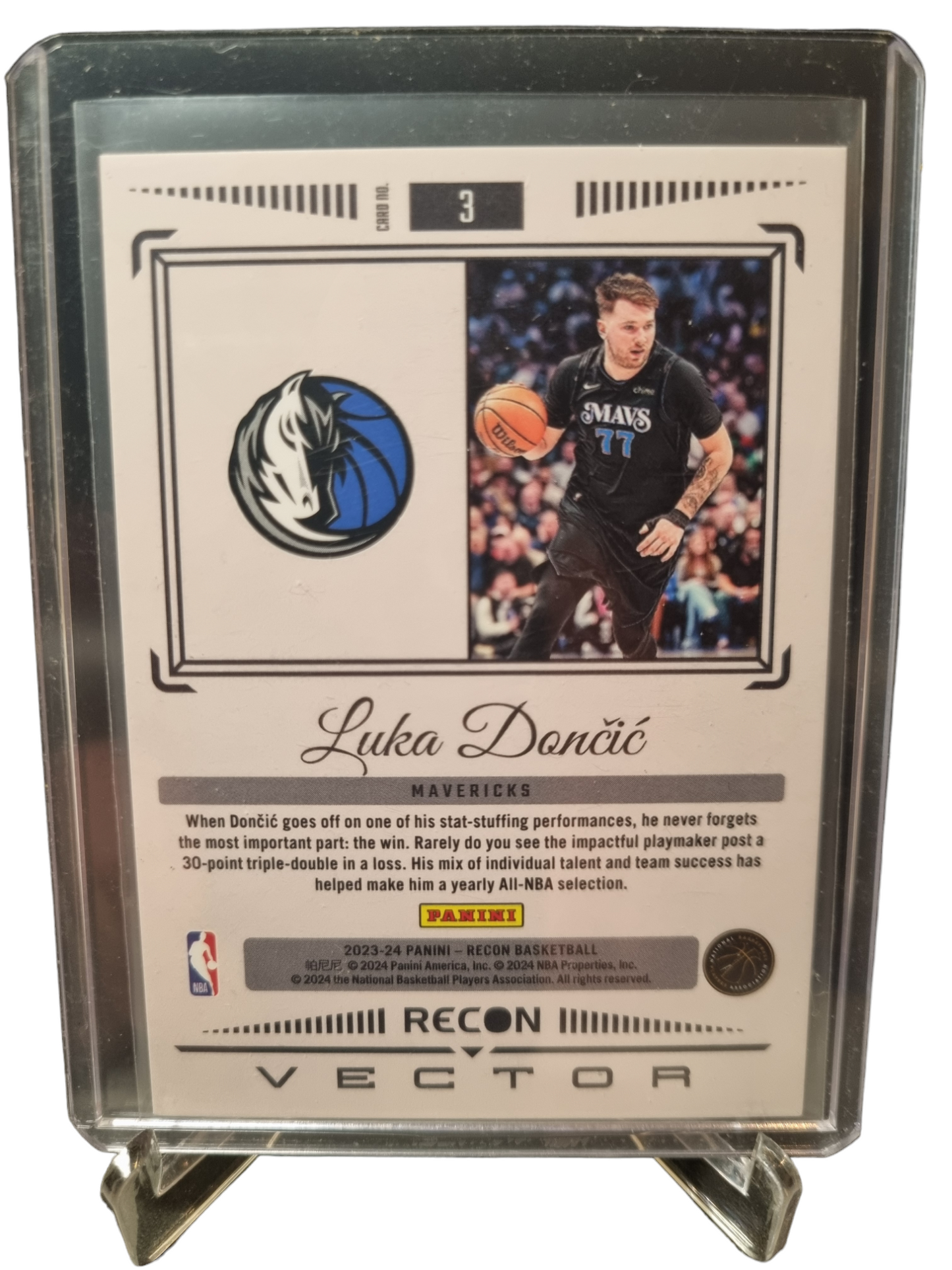 2023-24 Panini Recon #3 Luka Doncic Vector