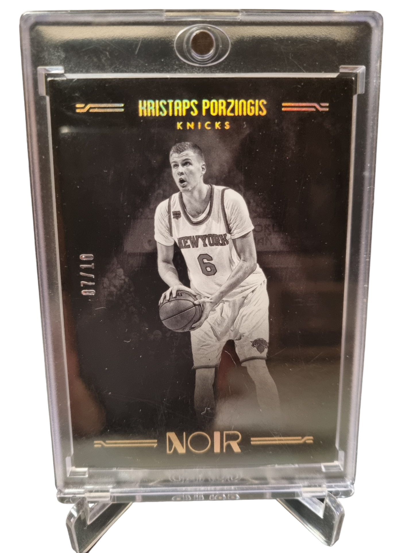 2016-17 Panini Noir #61 Kristaps Porzingis Gold 07/10