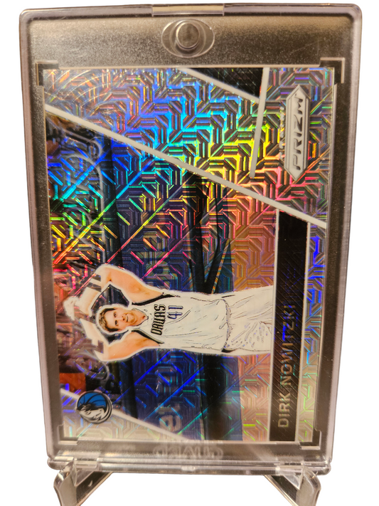 2017-18 Panini Prizm #GH-DN Dirk Nowitzki Get Hyped Silver Mojo 24/25