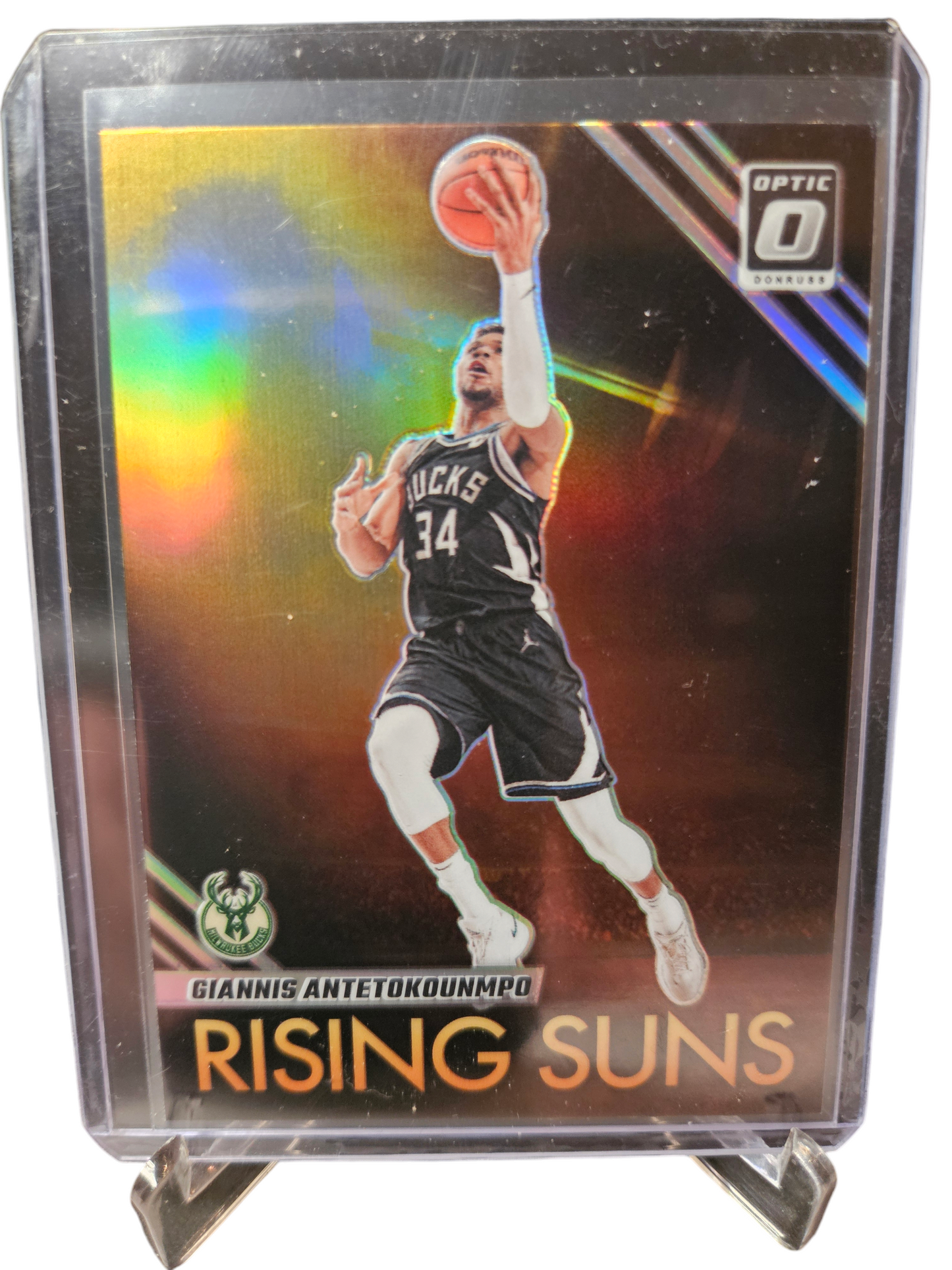 2023-24 Panini Donruss Optic #16 Giannis Antetokounmpo Rising Suns Holo