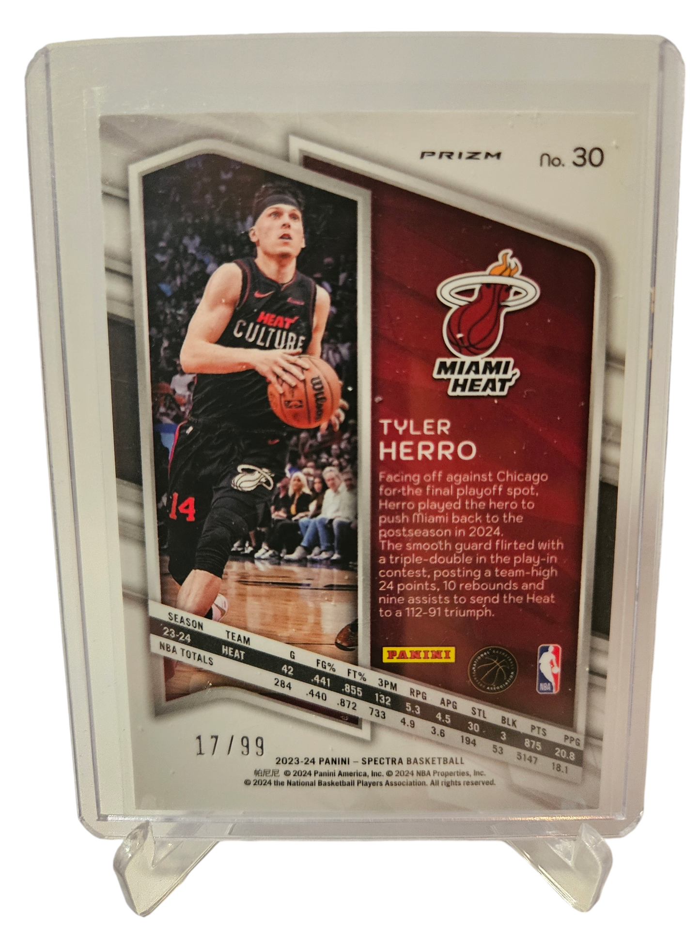 2023-24 Panini Spectra #30 Tyler Herro Prizm 17/99