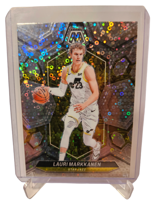 2023-24 Panini Mosaic #38 Lauri Markkanen Silver Fastbreak Prizm