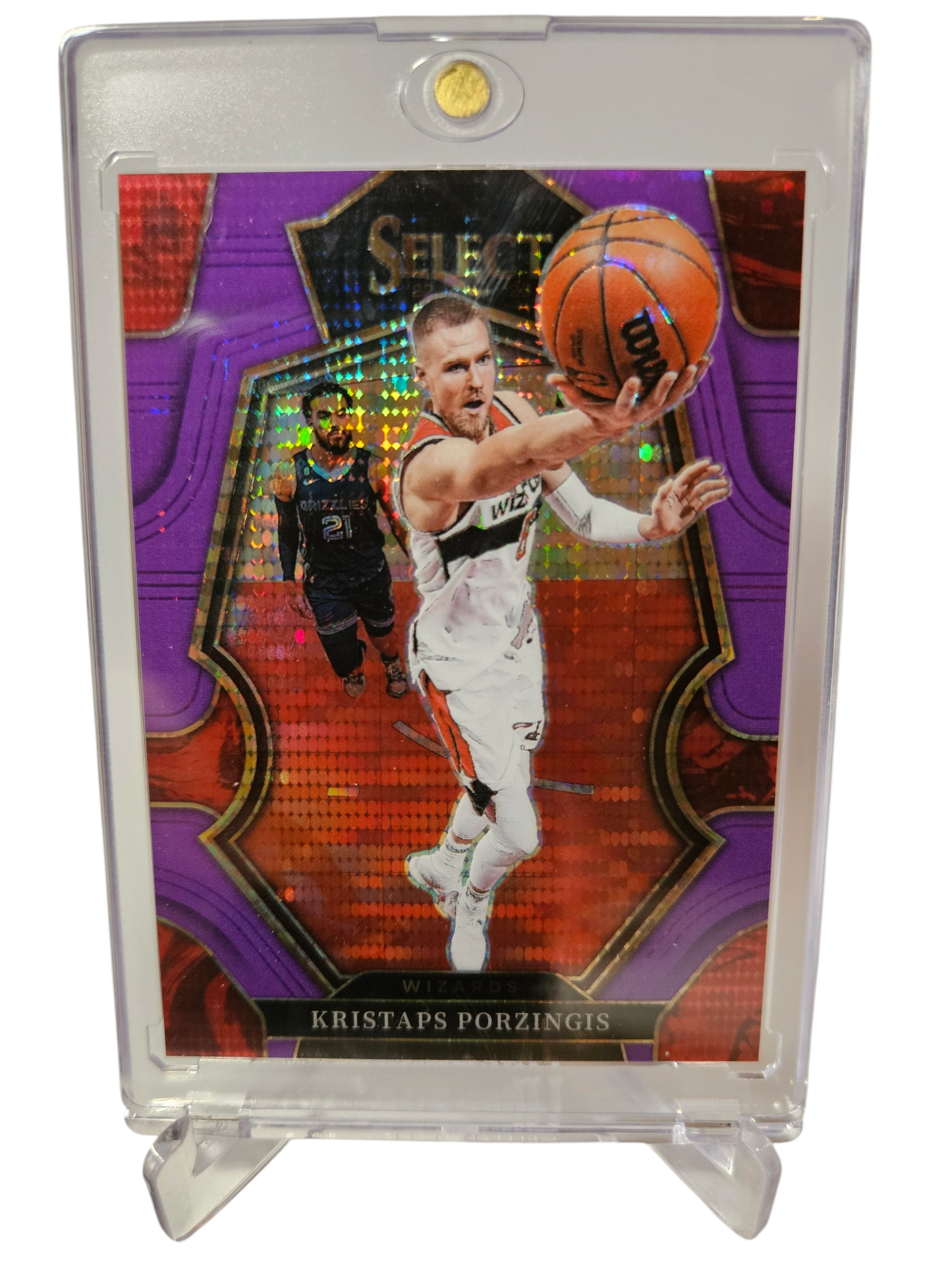 2022-23 Panini Select #104 Kristaps Porzingis FOTL Purple Pulsar Prizm 4/5