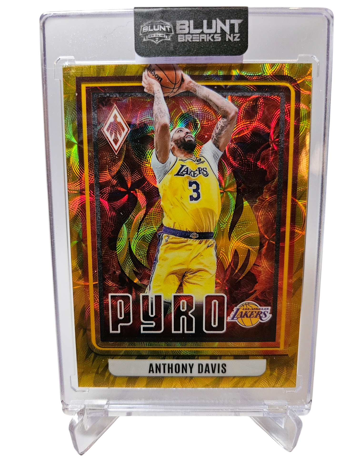 2023-24 Panini Phoenix International #7 Anthony Davis Pyro Gold Scope 07/10