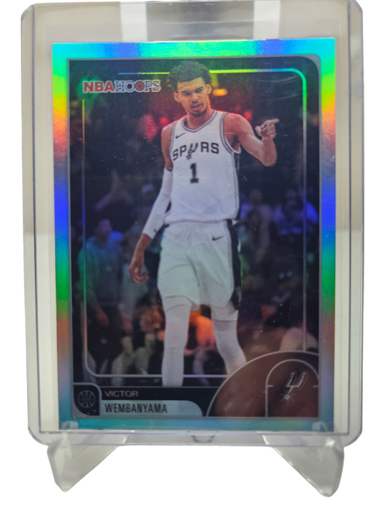 2025-26 Topps Hoops #30 Victor Wembanyama