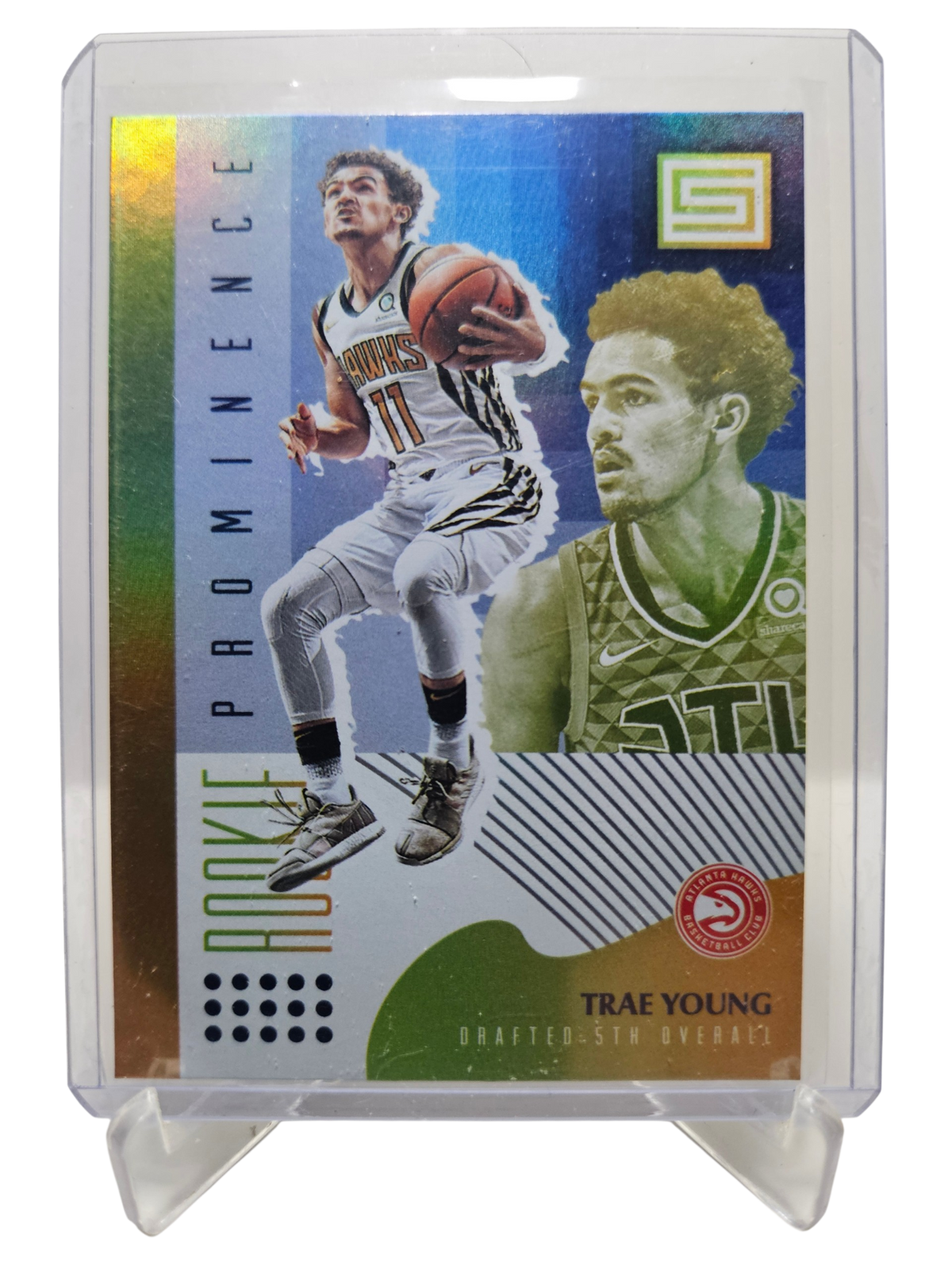 2018-19 Panini Status #5 Trae Young Rookie Card Prominence