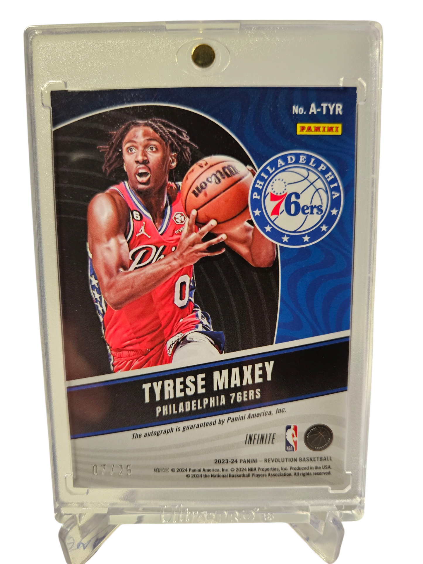 2023-24 Panini Revolution #A-TYR Tyrese Maxey Autograph Infinite 07/25