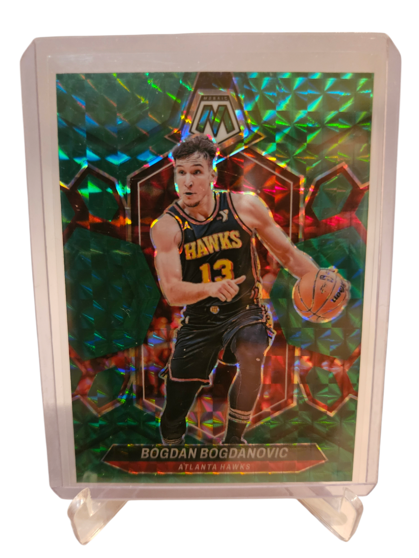 2023-24 Panini Mosaic #24 Bojan Bogdanovic Green Mosaic Prizm