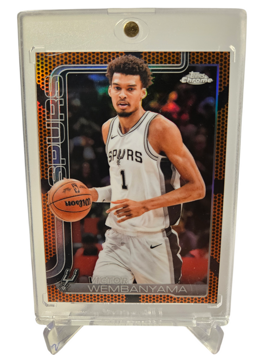 2025 Topps Chrome #221 Victor Wembanyama Basketball Border Refractor