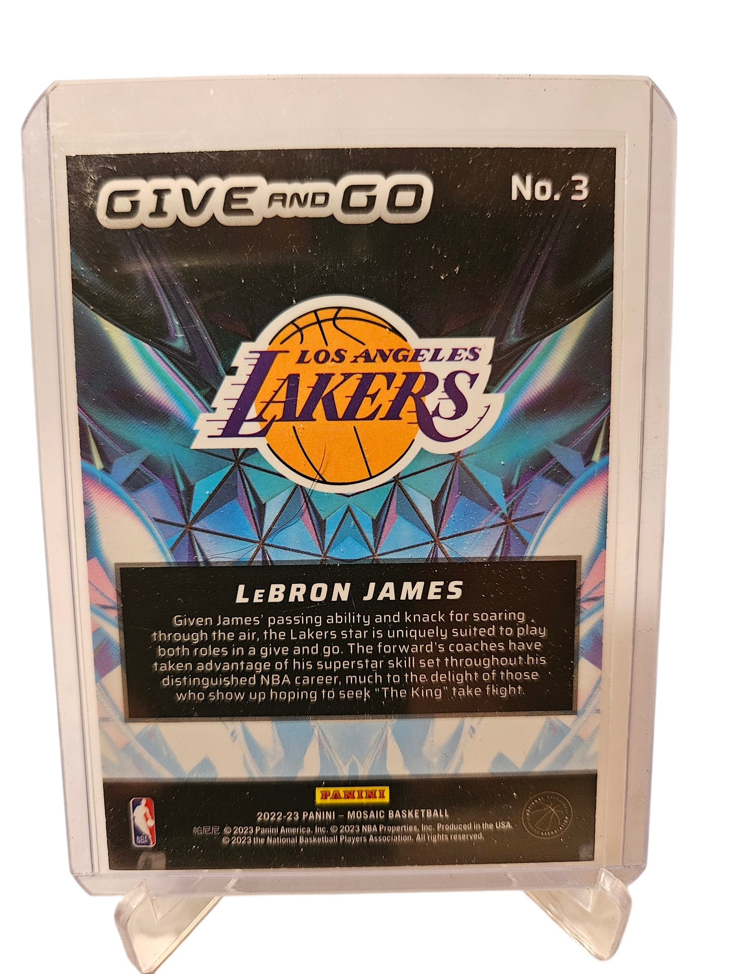 2022-23 Panini Mosaic #3 Lebron James Give And Go