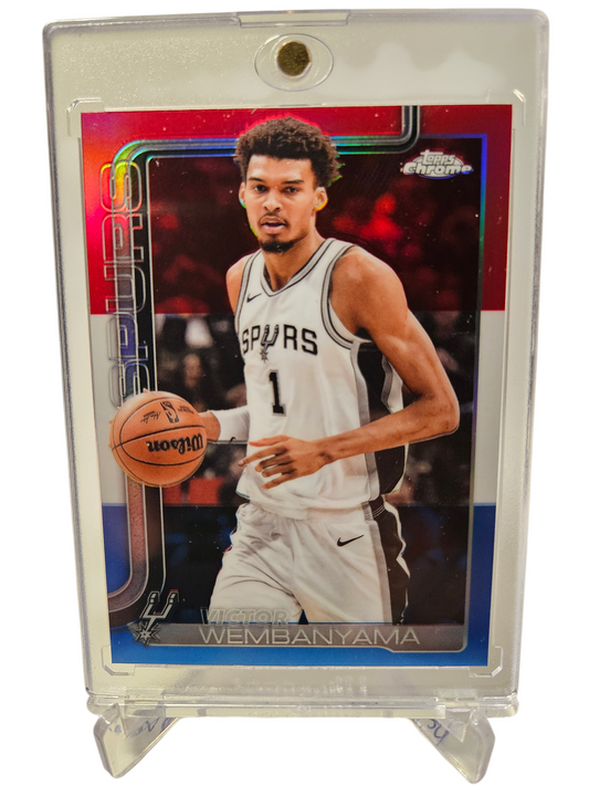 2025 Topps Chrome #221 Victor Wembanyama Red White Blue Refractor