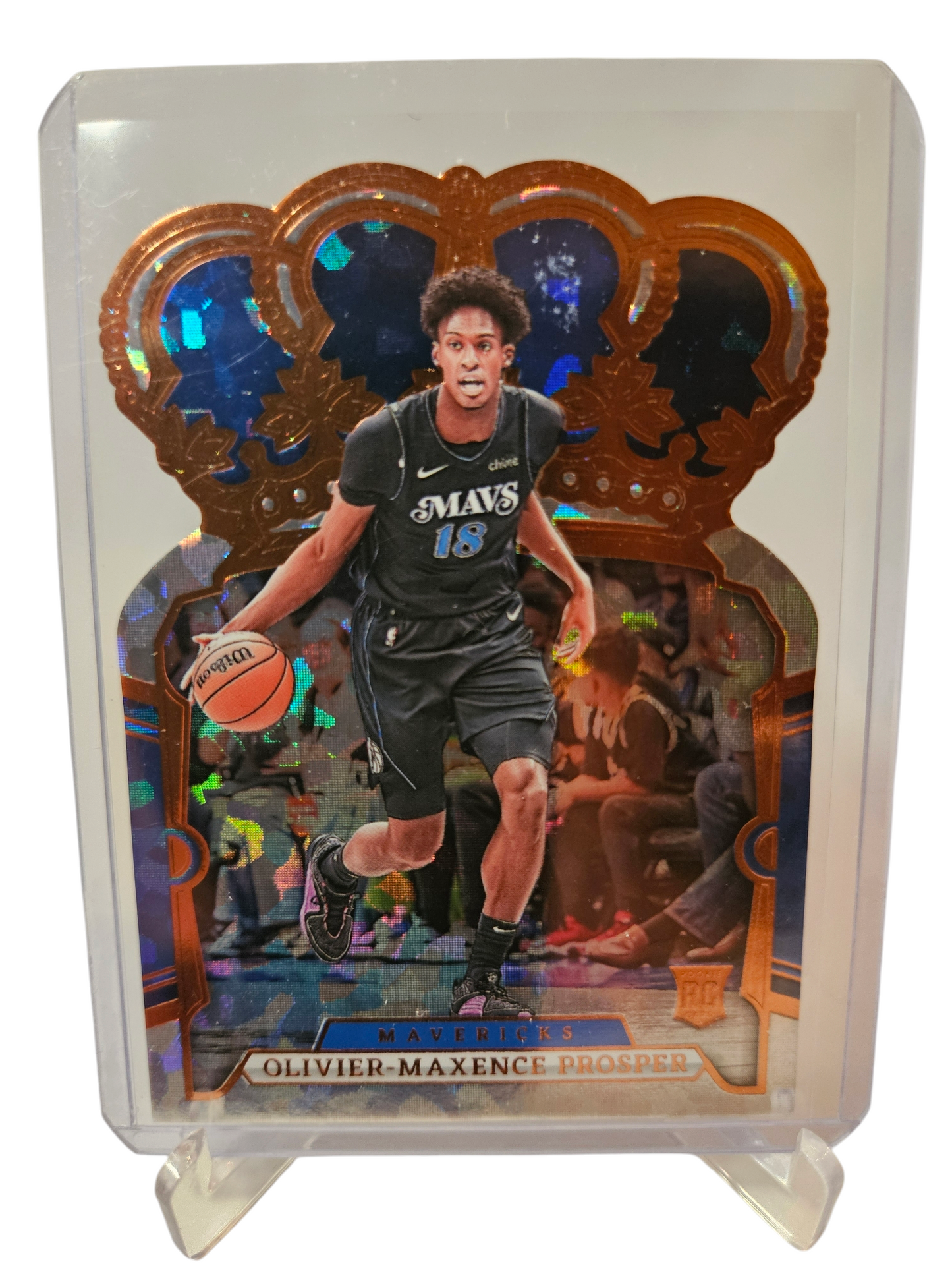 2023-24 Panini Crown Royale #80 Oliver-Maxence Prosper Rookie Card Bronze Cracked Ice Prizm