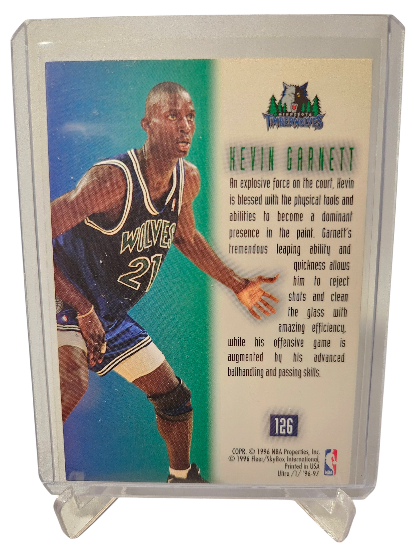 1996-97 Fleer Ultra #126 Kevin Garnett On The Block