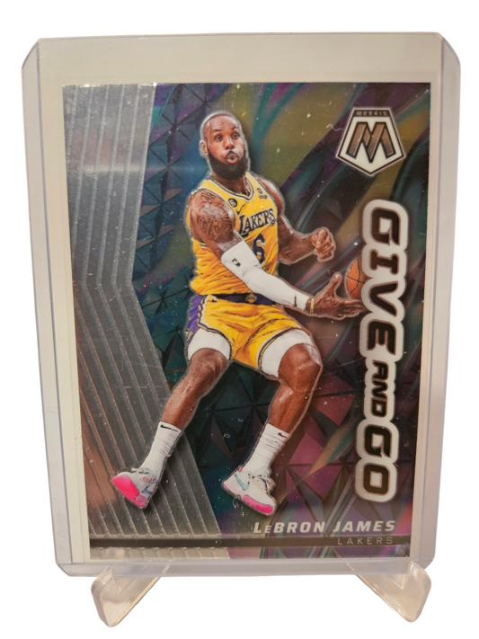 2022-23 Panini Mosaic #3 Lebron James Give And Go