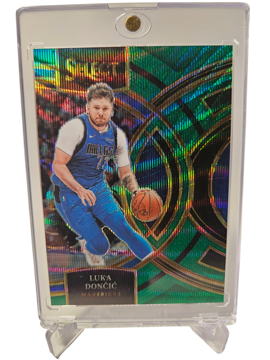 2023-24 Panini Select #150 Luka Doncic Premier Level Green Wave Prizm 14/50