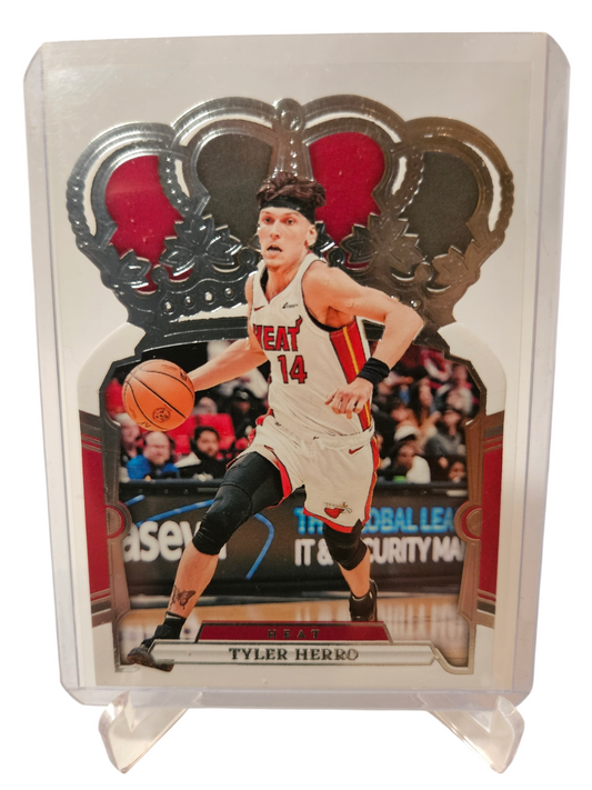 2023-24 Panini Crown Royale #61 Tyler Herro