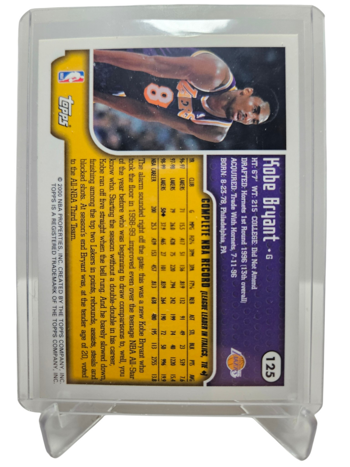 2000 Topps #125 Kobe Bryant