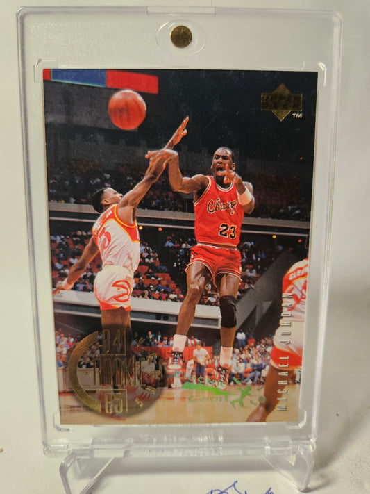 1995 Upper Deck #137 Michael Jordan The Rookie Years Electric Court SP